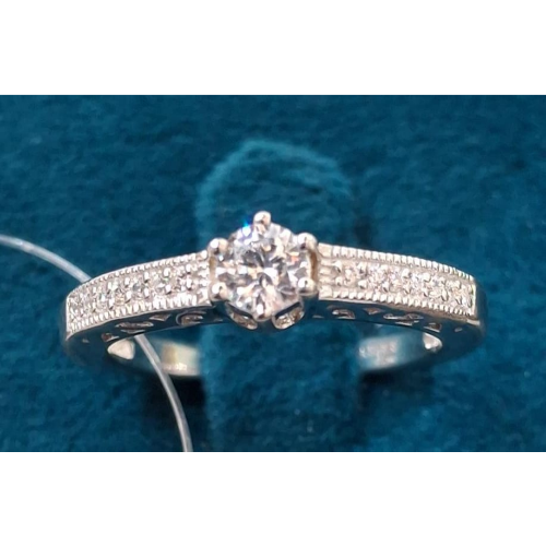 92.5 ITALIAN SILVER RING (FEMALE)