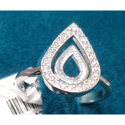 92.5 ITALIAN SILVER RING (FEMALE)